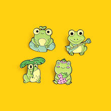 Pin esmaltado de la familia The Frog, broches de rana con fresa y piano, para bolso Pin de solapa, insignia, joyería, regalos para niños y amigos 2024 - compra barato