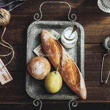 Prato de metal retrô europeu com alças, bandeja artesanal forjada vintage para armazenamento de pão para decoração de casa, jardim e restaurante 2024 - compre barato