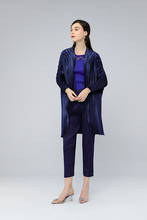 Abrigo de moda Miyake con flecos y cuello vuelto, pliegues sólidos, hecho a mano, en STOCK, superventas 2024 - compra barato