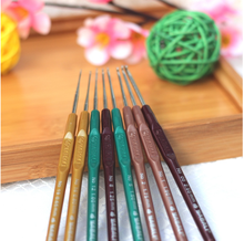 8pcs/set Different Sizes Plastic Handle Metal Crochet Hooks Knitting Yarn Needles Weave DIY Crafts Sewing Tool 2024 - buy cheap