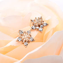 Fashion Korean Cute Gold Tone Crystal Rhinestone Snowflake Ear Stud Earrings Jewelry for Women Gift 2024 - buy cheap