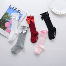 Носки для новорожденных детские носки для маленьких мальчиков Гольфы с большим бантом для маленьких девочек длинные мягкие хлопковые кружевные детские носки для маленьких девочек 2024 - купить недорого