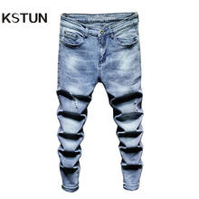 Рваные джинсы для мужчин, облегающие светло-голубые эластичные модные мужские рваные джинсы, бриджи, мужские брюки в стиле хип-хоп для мальчиков 2024 - купить недорого
