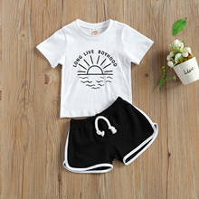 Conjunto de roupas duas peças para crianças, camiseta e short esportiva infantil de verão para meninos e meninas com estampa de sol 2024 - compre barato