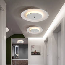 Простой потолочный светильник в скандинавском стиле для гостиной, современная светодиодная круглая потолочная лампа Макарон для спальни 2024 - купить недорого