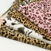 Estampa de oncinha pv flanela colorida de lã pp, tecido de pelúcia, travesseiro, faça você mesmo estampa de leopardo, roupa, jaqueta, costura artesanal 2024 - compre barato