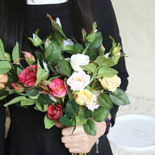 Flores artificiales de seda para decoración de fiestas, rosas sintéticas para boda, suministros de Festival, ramo de decoración para el hogar 2024 - compra barato