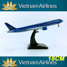 18CM 1:400 B777-300 model Vietnam AIRLINES with plastic base alloy aircraft plane collectible display static model 2024 - buy cheap