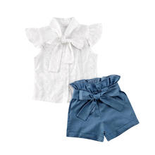 Женский летний комплект детской одежды с бантом и оборками, кружевная футболка с цветочным принтом + синие шорты 2024 - купить недорого