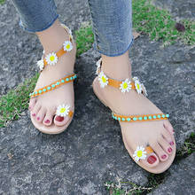Sandalias planas con hebilla para mujer, zapatos con diamantes de imitación amarillos, cómodos, de playa, con flores dulces, talla 35-44 2024 - compra barato