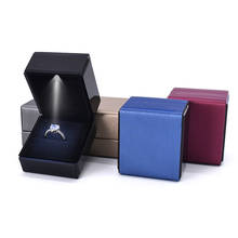 Caja de regalo de anillo de pendiente con luz LED, soporte de exhibición de joyería, funda de anillo de compromiso de boda 2024 - compra barato
