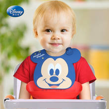 Disney Baby вещи водонепроницаемый пищевой силиконовый нагрудник Детский милый мультяшный Регулируемый слюнявчик мягкий удобный детский нагрудник для Рождества 2024 - купить недорого