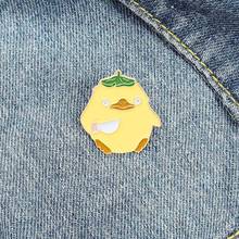 Desenhos animados doces pequenos animais amarelo pato esmalte broche anime liga emblema pino roupas saco bonito acessórios jóias presentes para o miúdo 2024 - compre barato
