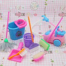Cepillo de limpieza en miniatura para casa de muñecas, accesorios para bebés, fregona de muebles, escoba, cubo de basura, aspiradora 2024 - compra barato