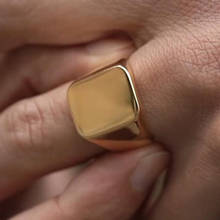 Anillo para hombre, anillo de compromiso personalizado, banda de acero inoxidable, tono dorado clásico, joyería masculina, Bisutería 2024 - compra barato