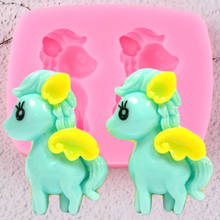 Pegasus moldes de silicone cavalo unicórnio bebê aniversário cupcake topper bolo fondant ferramentas de decoração doce chocolate pasta de goma moldes 2024 - compre barato