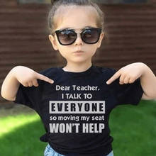 Camiseta divertida para niños, ropa de moda para niño, camiseta de manga corta con mensaje de "I speak To Everyone So Moving My Seat't Help" 2024 - compra barato