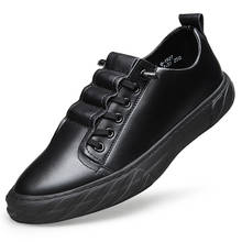 2021 Novo homem Sapatos De Couro de Divisão Suave Sola De Borracha Homem sapatos Casuais Homem Sapatos de Couro do couro 2024 - compre barato