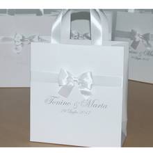 Персонализированные стильные свадебные приветственные пакеты с белым атласным бантом и вашим именем, серебряные свадебные подарки и сувениры, сумка для гостей 2024 - купить недорого