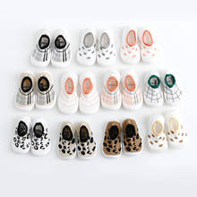 Детская обувь для младенцев, леопардовая, нескользящая, с мягкой подошвой 2024 - купить недорого