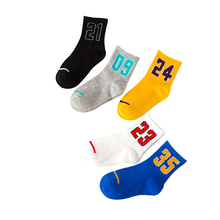 Calcetines deportivos para niños y niñas de 3 a 12 años, medias de algodón con estampado de letras, Harajuku, 5 par/lote 2024 - compra barato