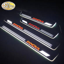 Pegatina personalizada para coche, umbral de puerta con LED móvil, placa de desgaste, para Toyota Innova 2013 - 2020 2024 - compra barato