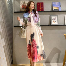 Осенняя Корейская Высококачественная блузка с принтом на шнуровке с галстуком-бабочкой + плиссированная длинная юбка с высокой талией, комплект из двух предметов, OL, Женский Повседневный костюм, 2020 2024 - купить недорого