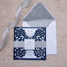 Tarjeta de invitación de boda azul marino cortada con láser, cinturón plateado brillante, invitaciones de cumpleaños personalizadas, IC139, 50 unids/lote 2024 - compra barato