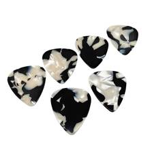 Hot Sale 100pcs milking cow color black and white 0.81mm 0.96mm Celluloid Material Guitar Picks 2024 - buy cheap