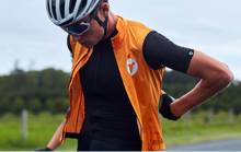 Новинка 2021, легкая мужская велосипедная жилетка, всесезонный ветрозащитный жилет, нужен только оранжевый и черный цвет 2024 - купить недорого