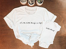 Camisetas mãe e filha, o paraíso das pequenas coisas, mãe e filha, camisetas para a família e o bebê 2024 - compre barato