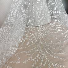 Ice 1y/lote tecido bordado folhas brancas de malha com renda retalhos para vestuário vestido de casamento material de decoração tx1421 2024 - compre barato