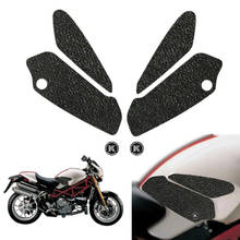 Motocicleta tanque de combustível aderência decalque tração almofada lateral joelho grip protector adesivos para ducati monster 750 900 620 800s 1000s s4r s2r 2024 - compre barato