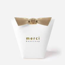 MERCI BEAUCOUP-cajas de regalo de boda de Color blanco, caja de papel para pastel, recuerdo de Baby Shower, caja de dulces creativa con cinta 2024 - compra barato