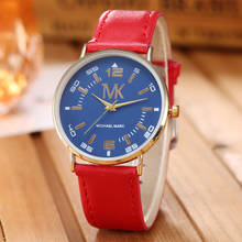 Часы 2021 новые Брендовые женские повседневные модные элегантные большие кварцевые женские наручные часы с кожаным ремешком и синими дисками 2024 - купить недорого