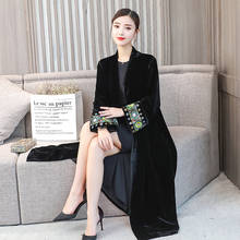 Черный велюровый длинный Тренч, элегантная винтажная модная повседневная бархатная верхняя одежда, ветровка с вышивкой размера плюс, W1113, весна 2019 2024 - купить недорого