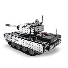 952 шт 2,4G RC Военный танк DIY сборный набор из нержавеющей стали пульт дистанционного управления модель игрушки встроенный 3,7 V 300MAh литиевая батарея 2024 - купить недорого