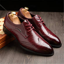 Zapatos de boda clásicos para hombre, zapatos de vestir de Oxford Wingtip, de negocios, formales, de cuero, talla 37-48 2024 - compra barato