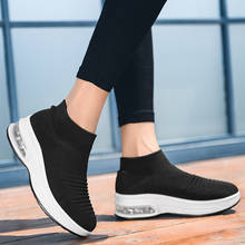 Sapatos esportivos femininos, tênis de malha com amortecedor de ar, tamanho grande 42, meia elástica respirável, plataforma de ginástica, sapatos crescentes antiderrapantes 2024 - compre barato