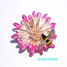 Broche de abeja con diamantes de imitación para mujer, alfiler de pecho pintado, broche de flores, prendas de vestir de Color rosa, accesorio para vestido de fiesta 2024 - compra barato
