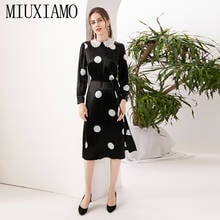MIUXIMAO 2021 весеннее элегантное Ретро вечерние нее повседневное ацетатное платье средней длины с вышивкой в горошек со стразами женские платья 2024 - купить недорого