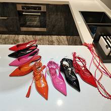 Sandálias femininas de couro legítimo, mais novas sapatos de verão, faixa de tornozelo, bico ponteagudo, sandálias femininas decorativas com franjas, 2021 2024 - compre barato