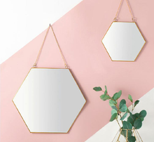 Нордическое креативное минималистичное геометрическое зеркало для макияжа, Золотое Латунное шестигранное зеркало, креативное модное круглое зеркало для туалетного столика Q423 2024 - купить недорого