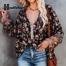 Женская блузка с цветочным принтом, V-образным вырезом и оборками 2024 - купить недорого