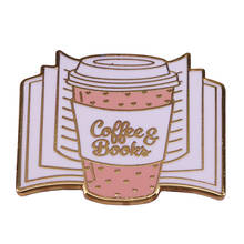 Кофе и брошь "книга" Художественный книжный червь подарок 2024 - купить недорого