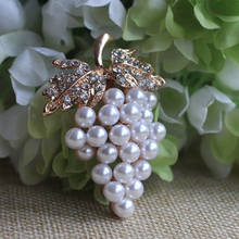 Crystal Grape Brooches for Women Cute Luxury Brooch Pin Fashion Jewelry Elegant Wedding Brooch Bouquet 2024 - buy cheap