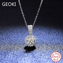 Geoki 925 prata esterlina pefect corte 1 ct passou teste de diamante d cor vvs1 moissanite pingente redondo colar menina jóias luxo 2024 - compre barato