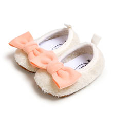 Zapatos de bebé para niña, zapatillas informales antideslizantes de felpa con lazo, suela suave para caminar, dulces 2024 - compra barato