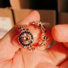 Conjunto de anillos de compromiso con circonita de cristal para mujer, sortija de compromiso con diseño de flor de lujo, 2021 2024 - compra barato