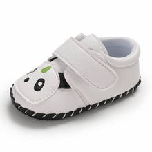 Sapatinhos infantis de couro de panda para bebês, sapatos confortáveis com fundo de borracha e antiderrapante para meninos e meninas 2024 - compre barato